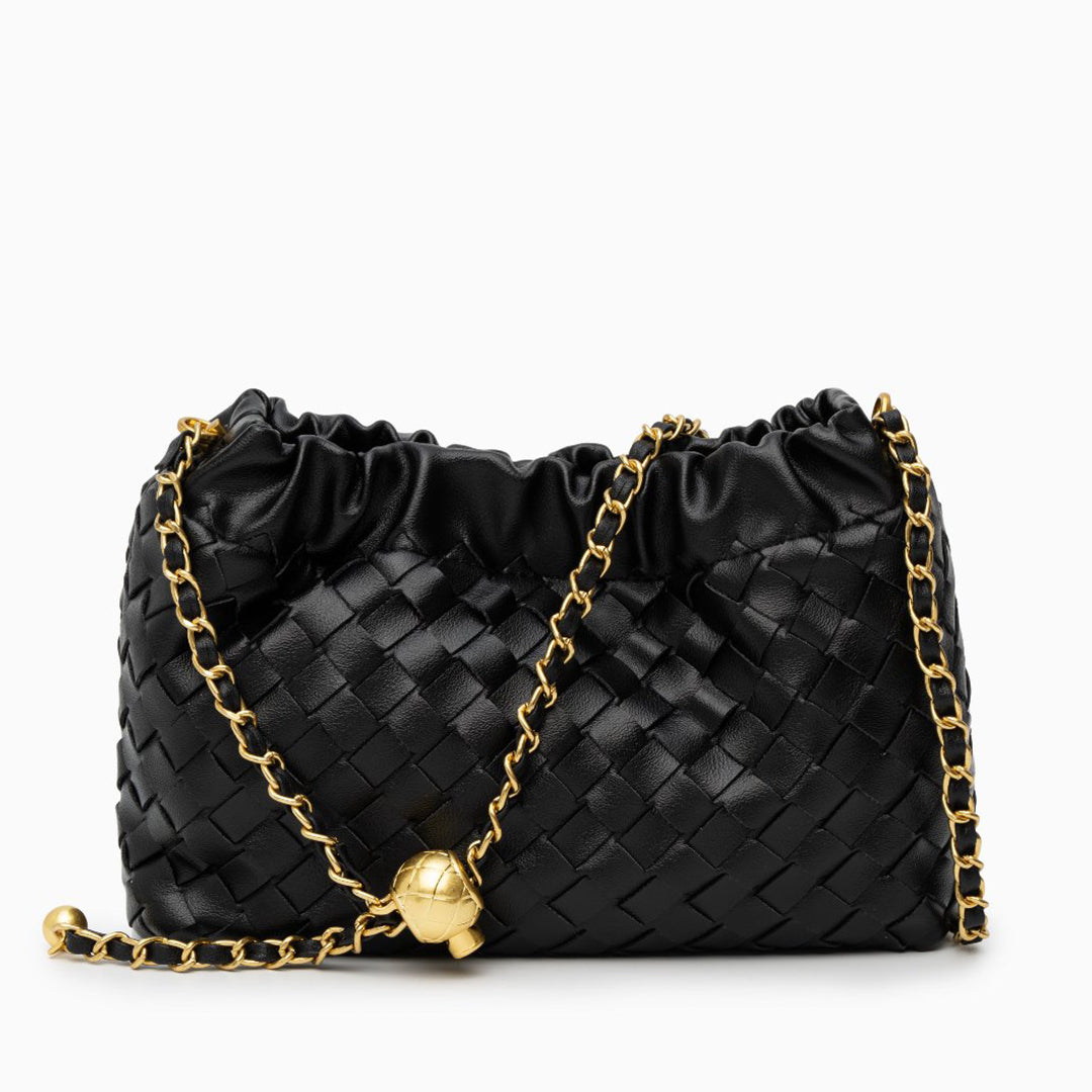 Crimson Lattice Chain Shoulder Bag – FIORENE