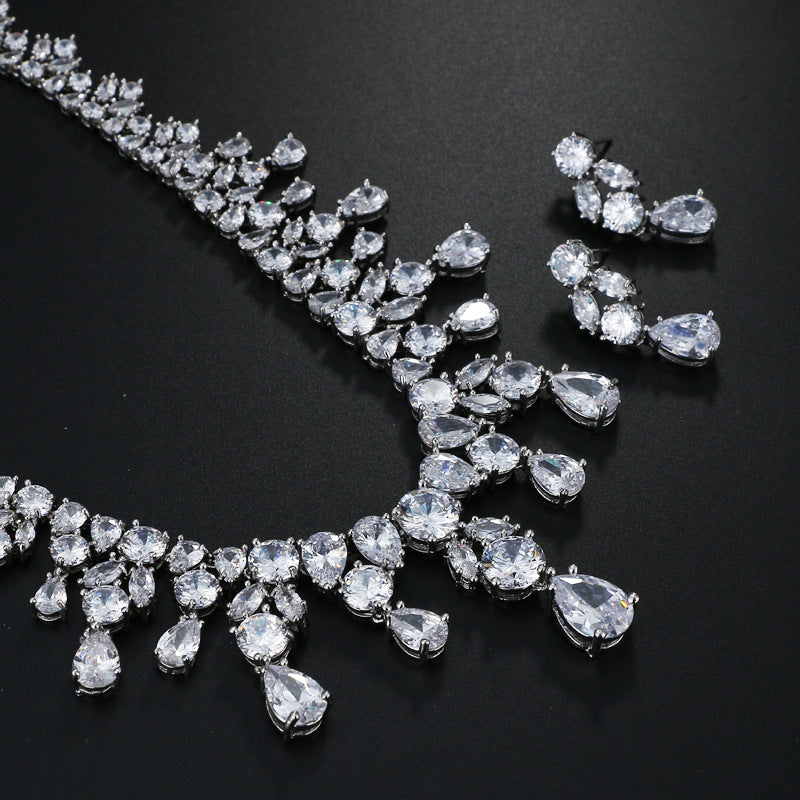 Royal Sapphire Elegance Necklace Set – FIORENE