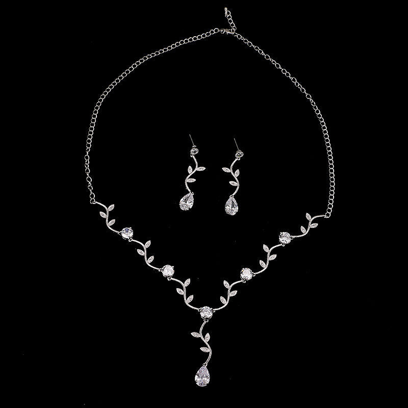 Golden Blossom Necklace Set – FIORENE