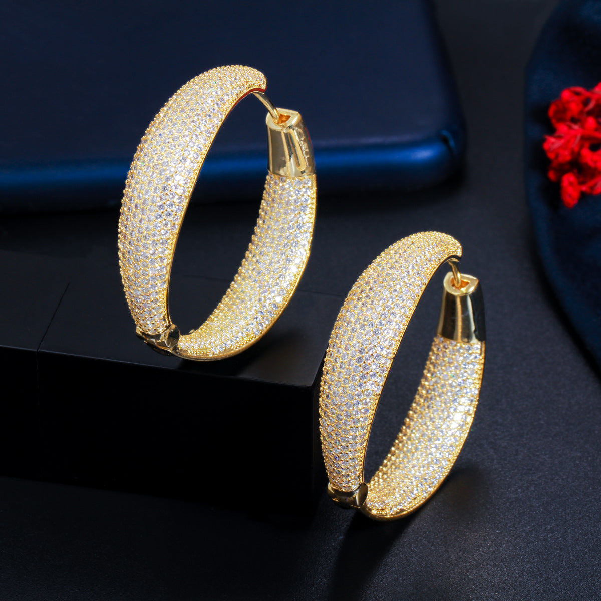 Aurora Pavé Earrings – FIORENE