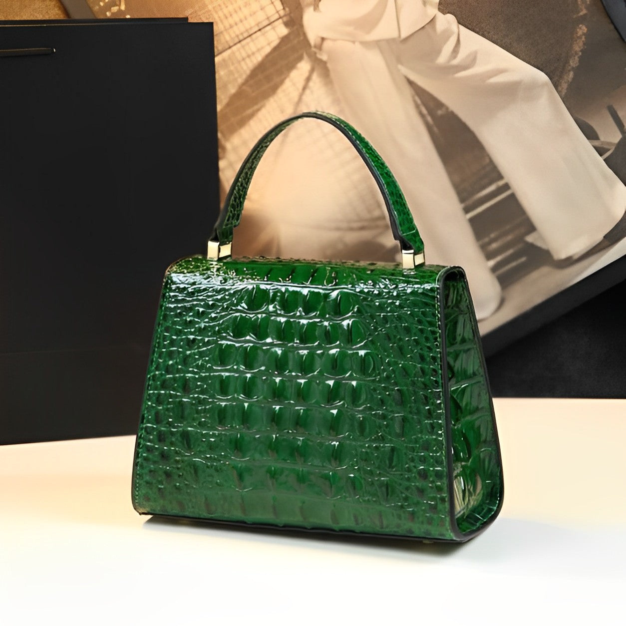 Emerald Croc Handbag – FIORENE