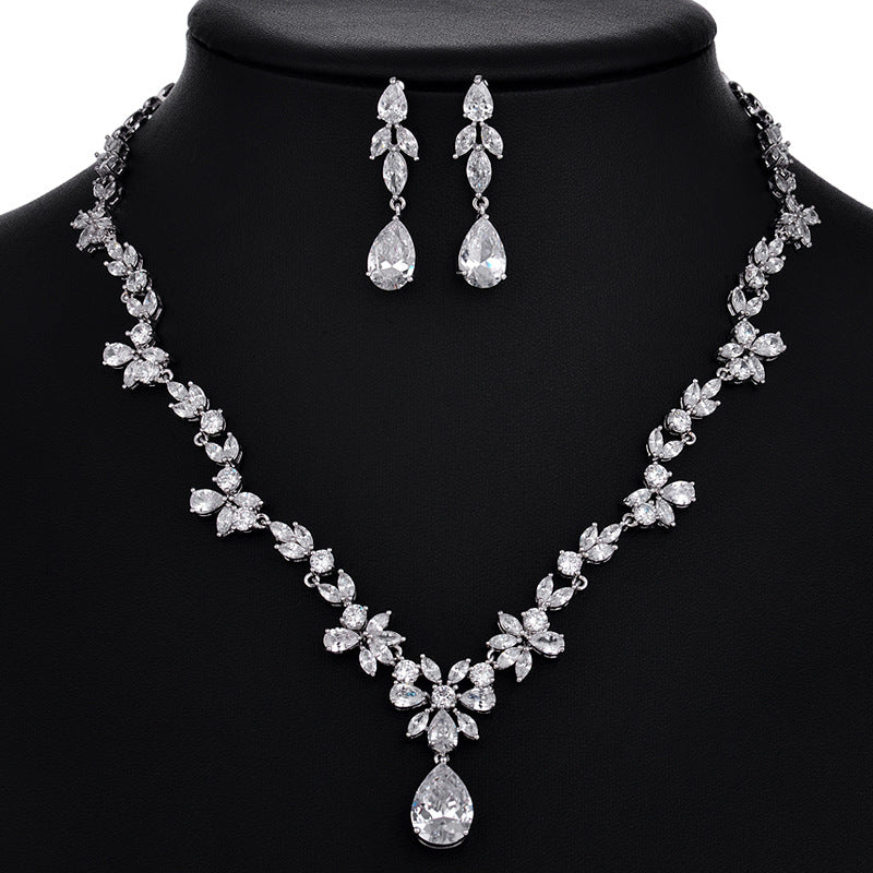 Celestial Blossom Necklace Set – FIORENE
