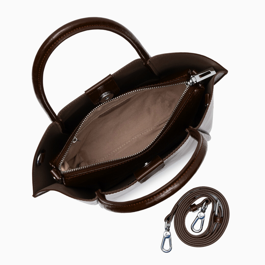 Crimson Angle Gloss Shoulder Bag – FIORENE