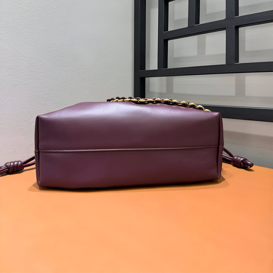 Opulent Chain Shoulder Bag - FIORENE