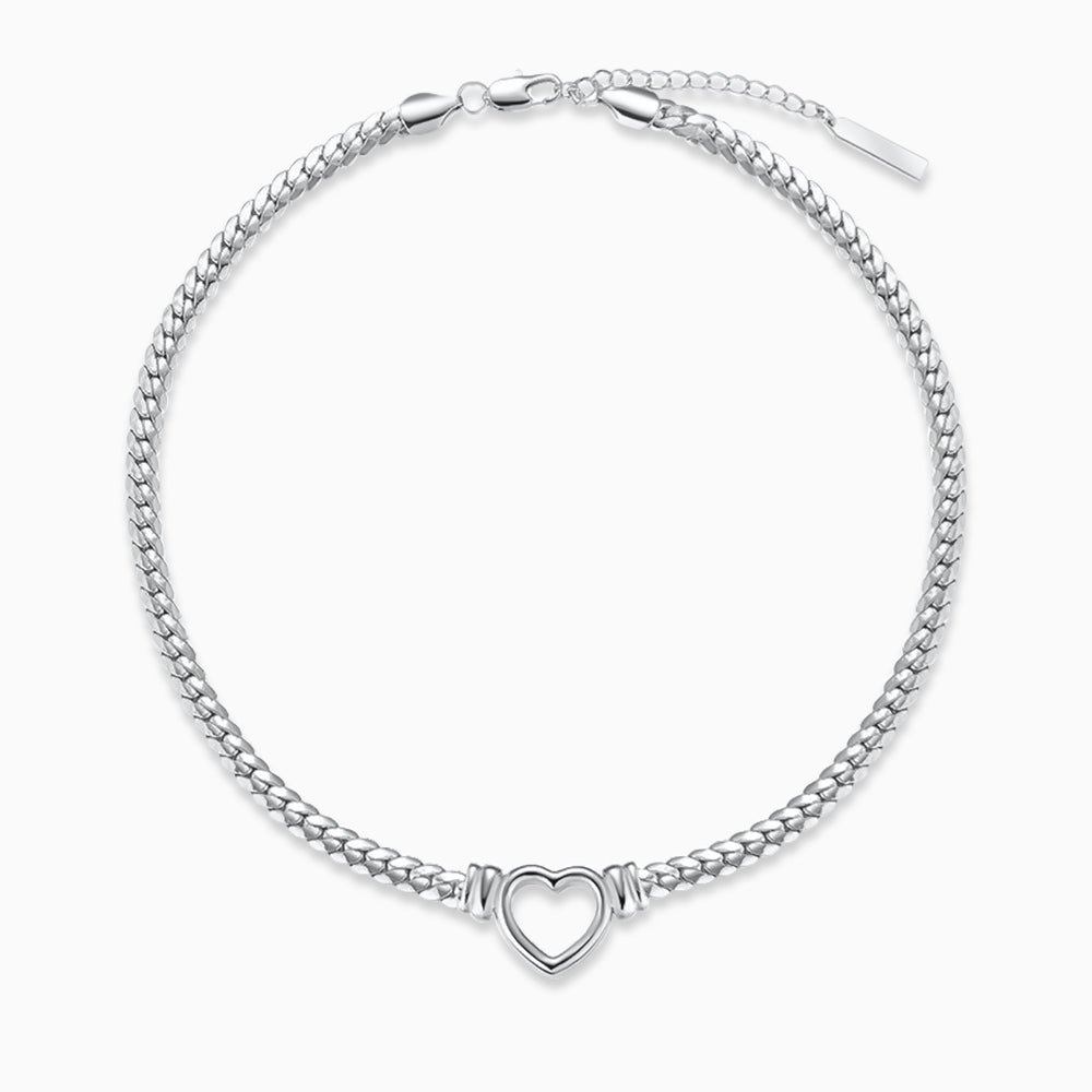 Amora Linked Heart Choker – FIORENE