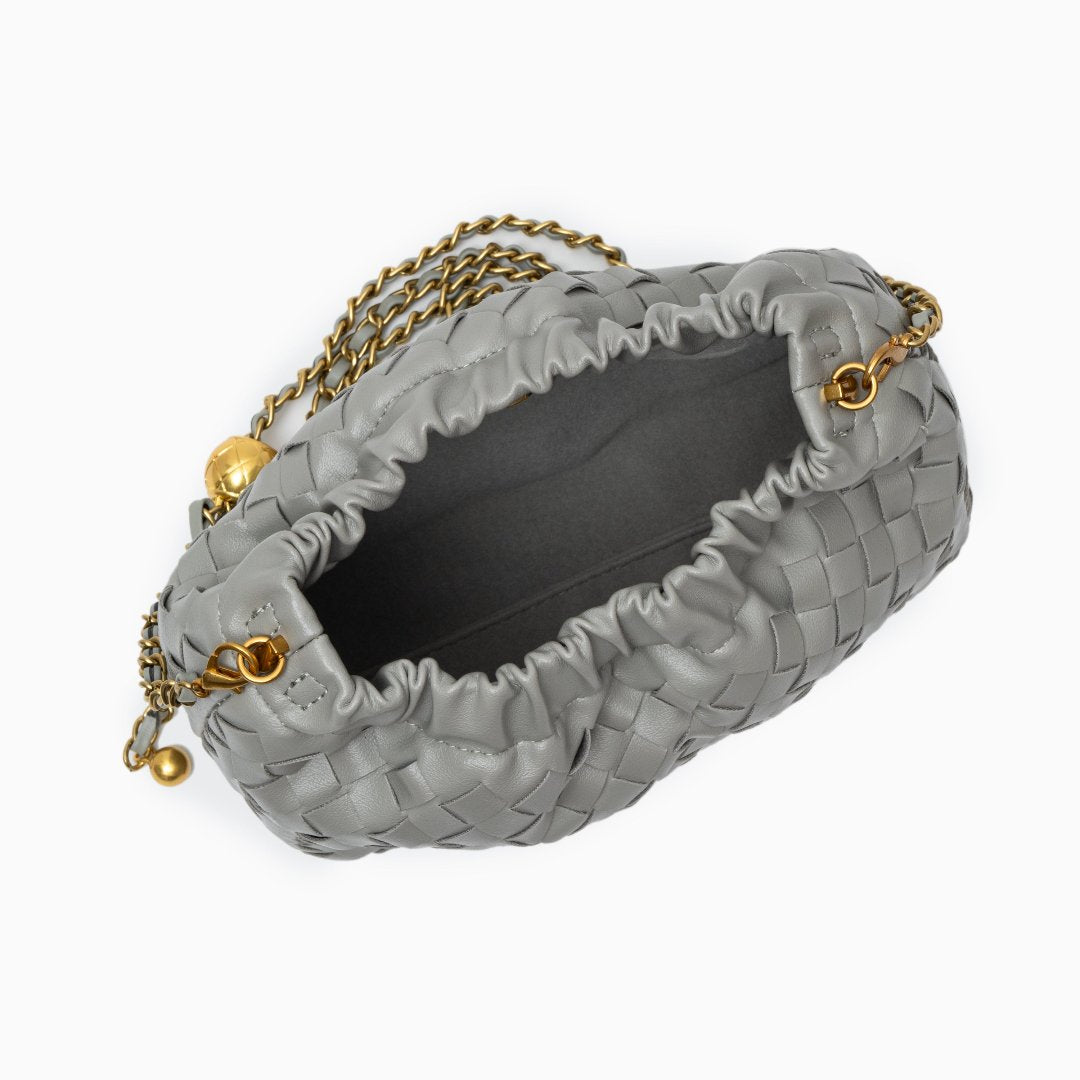 Crimson Lattice Chain Shoulder Bag – FIORENE