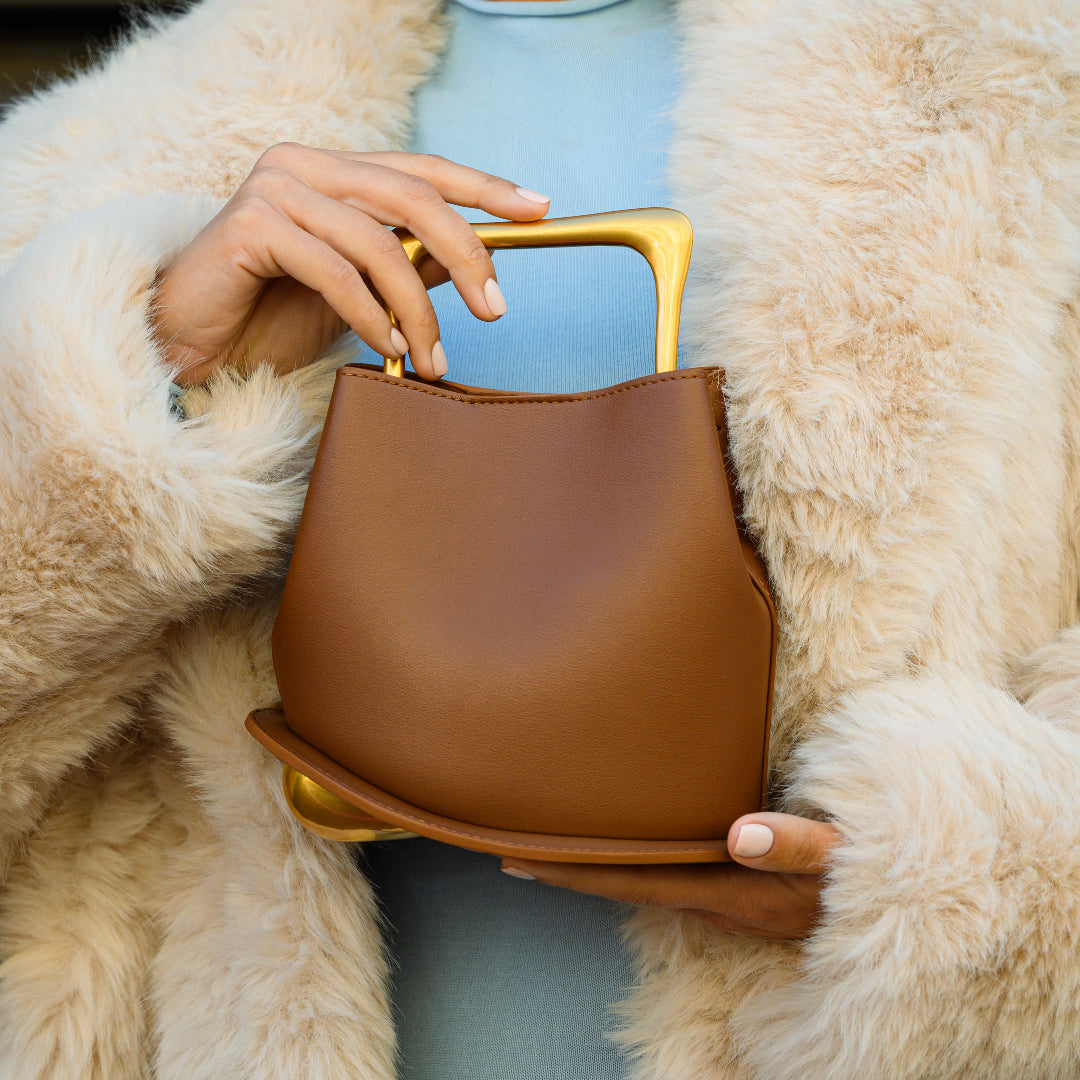 Golden Curve Handbag – FIORENE