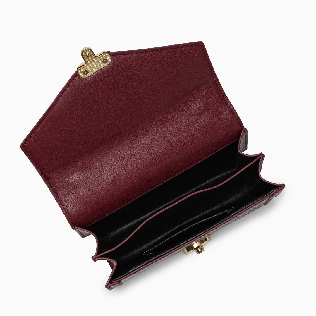 Crimson Luxe Croc-Effect Crossbody Bag - FIORENE
