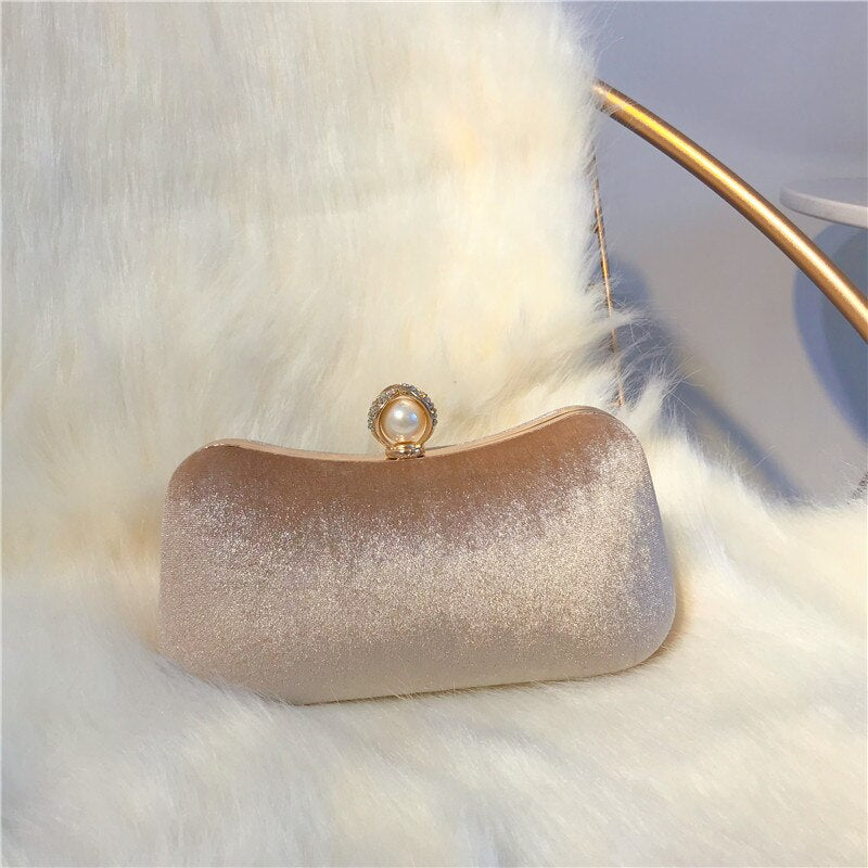 Pearl Elegance Clutch - FIORENE