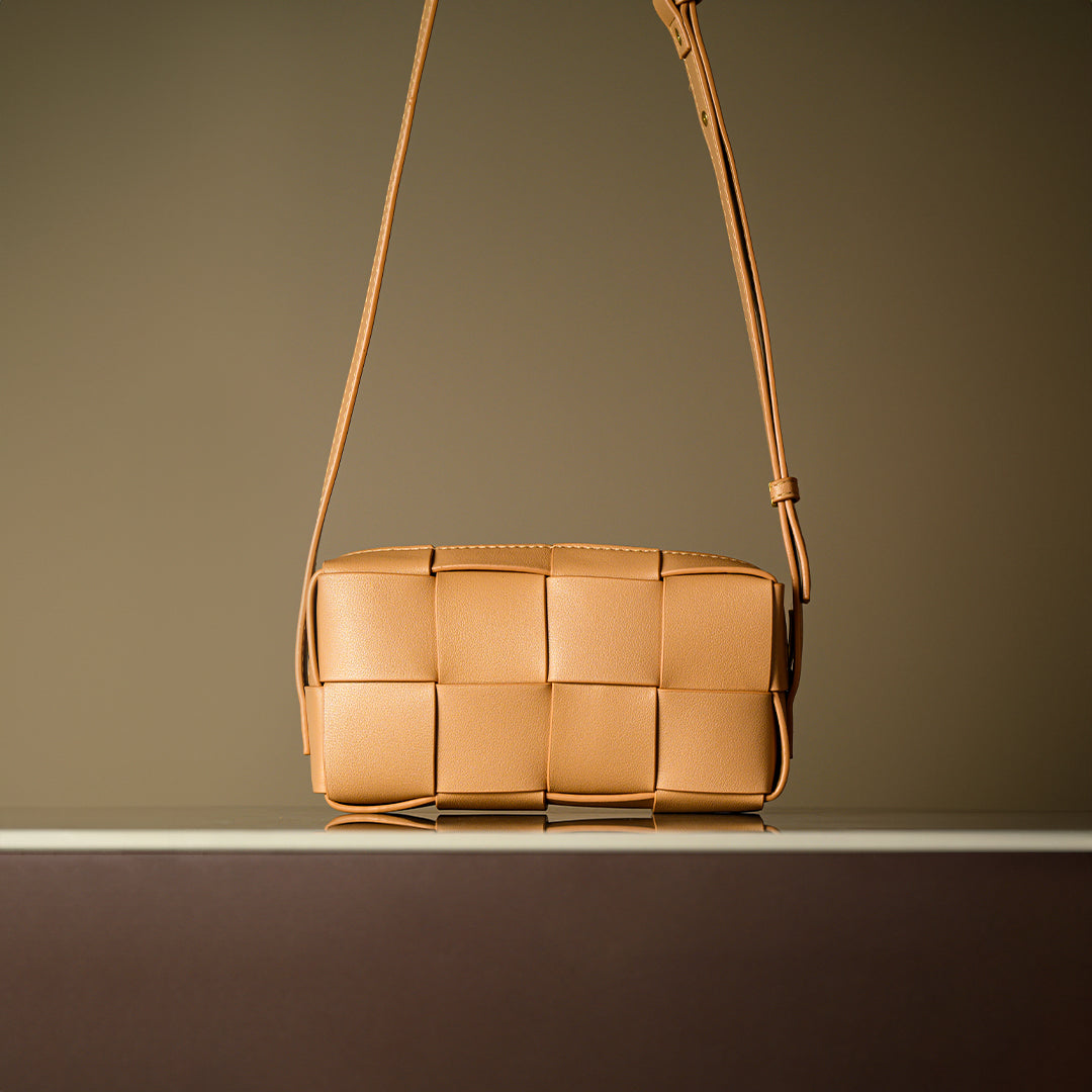 Latte Grid Mini Shoulder Bag – FIORENE