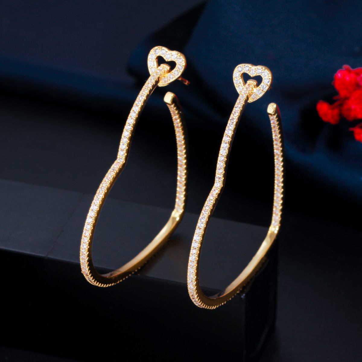 Éloise Heartline Hoop Earrings – FIORENE