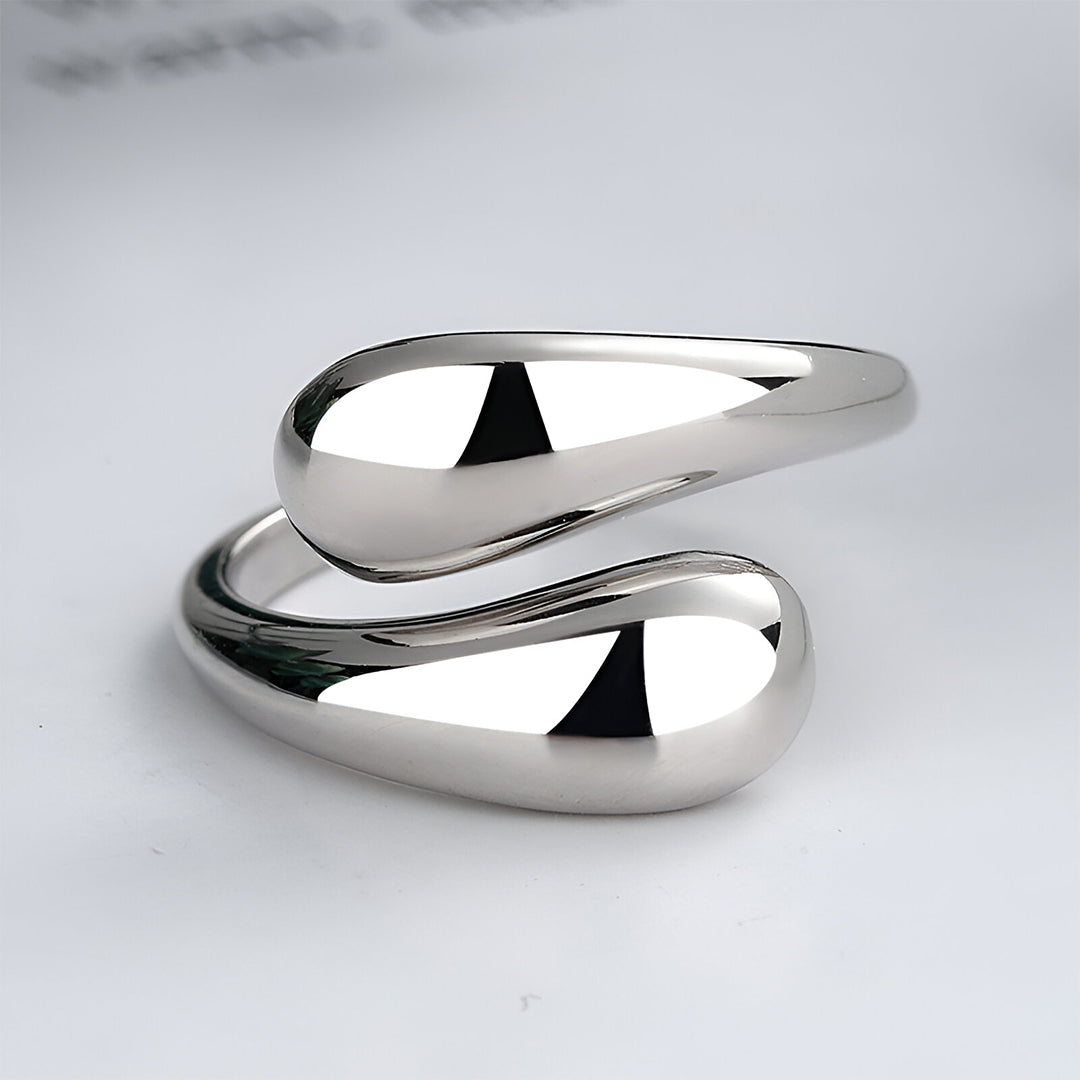 Fluid Embrace Ring – FIORENE