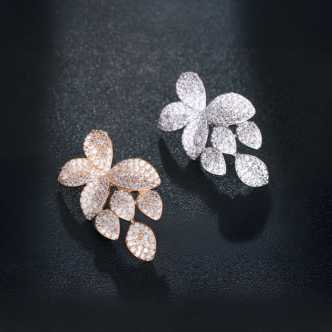 Elara Leaf Earrings – FIORENE