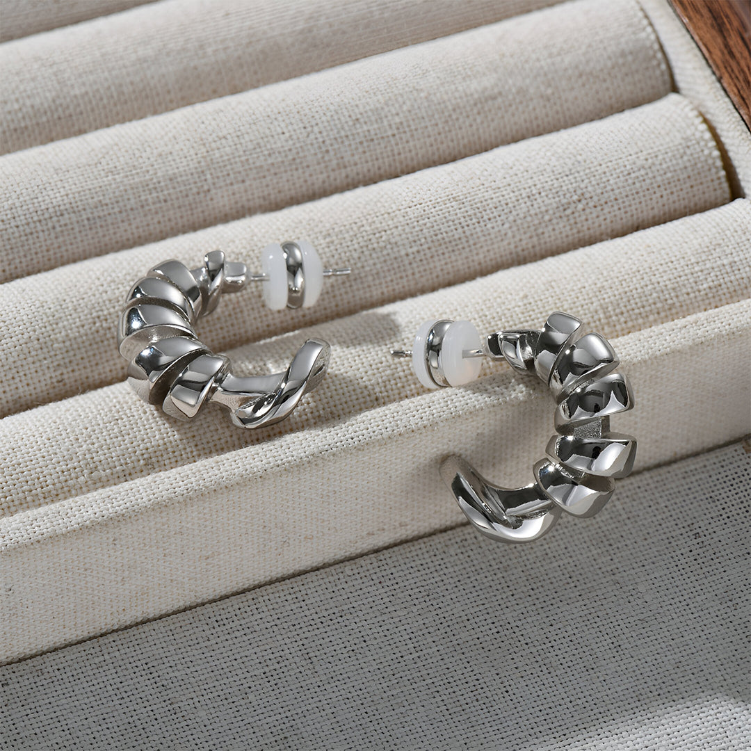 Golden Ribbon Hoops – FIORENE