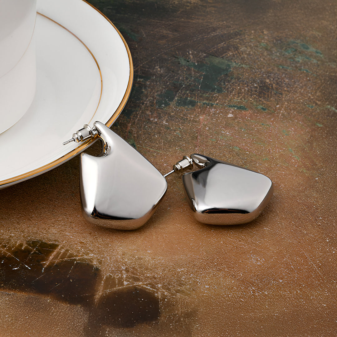 Golden Silhouette Earrings – FIORENE