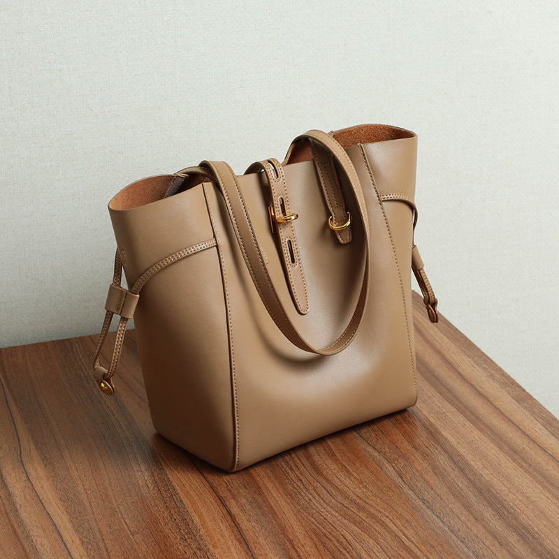 Caramel Grace Tote Bag – FIORENE