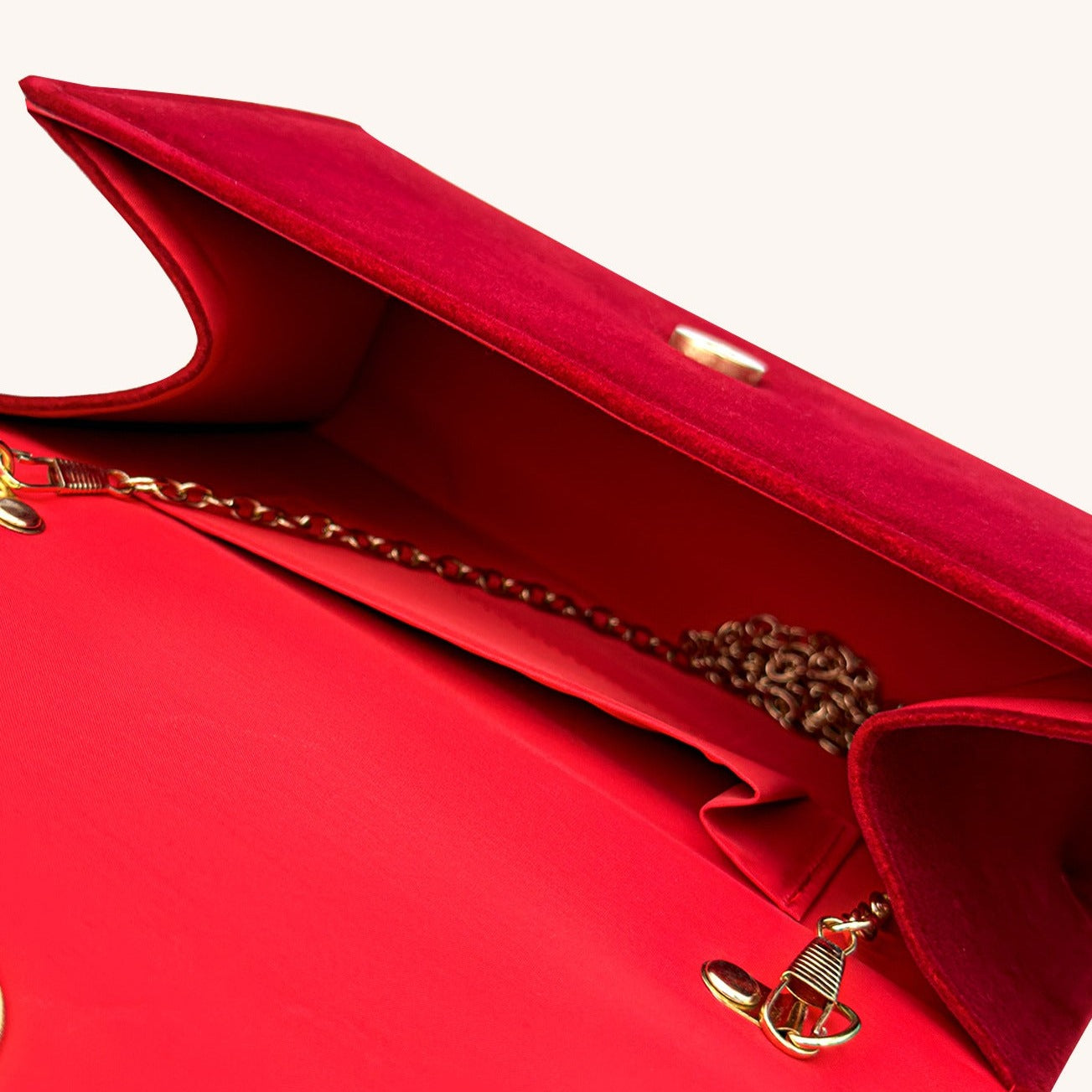 Crimson Velvet Romance Handbag – FIORENE