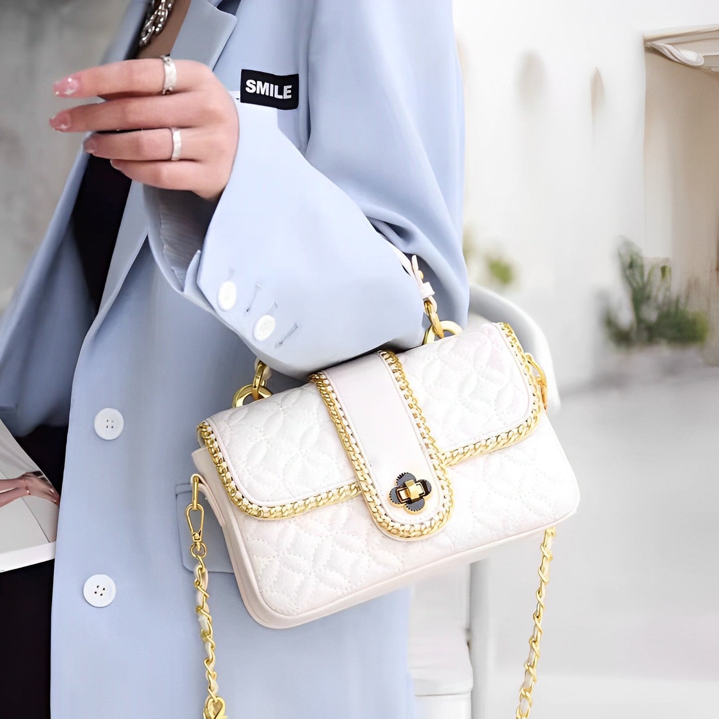 Quilted Radiance Shoulder Bag – FIORENE