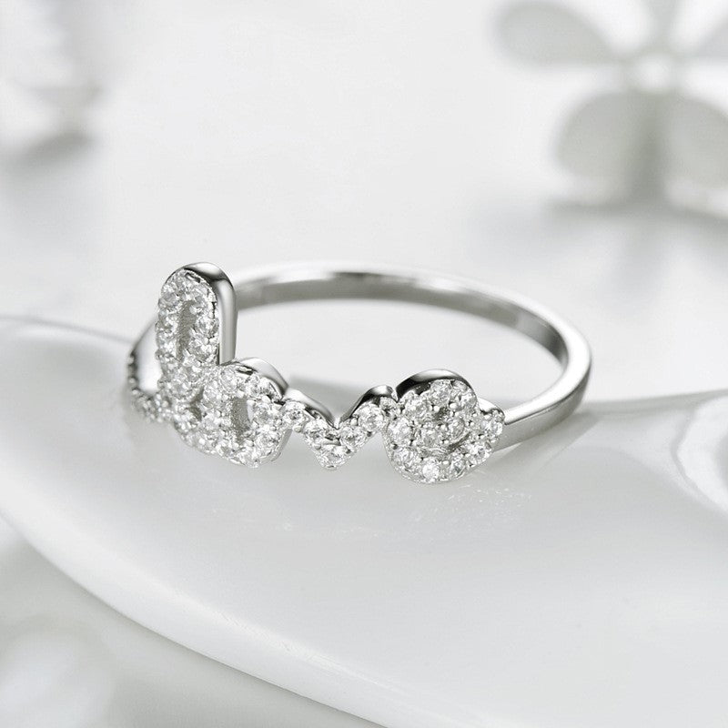 Amora Pavé Love Ring – FIORENE
