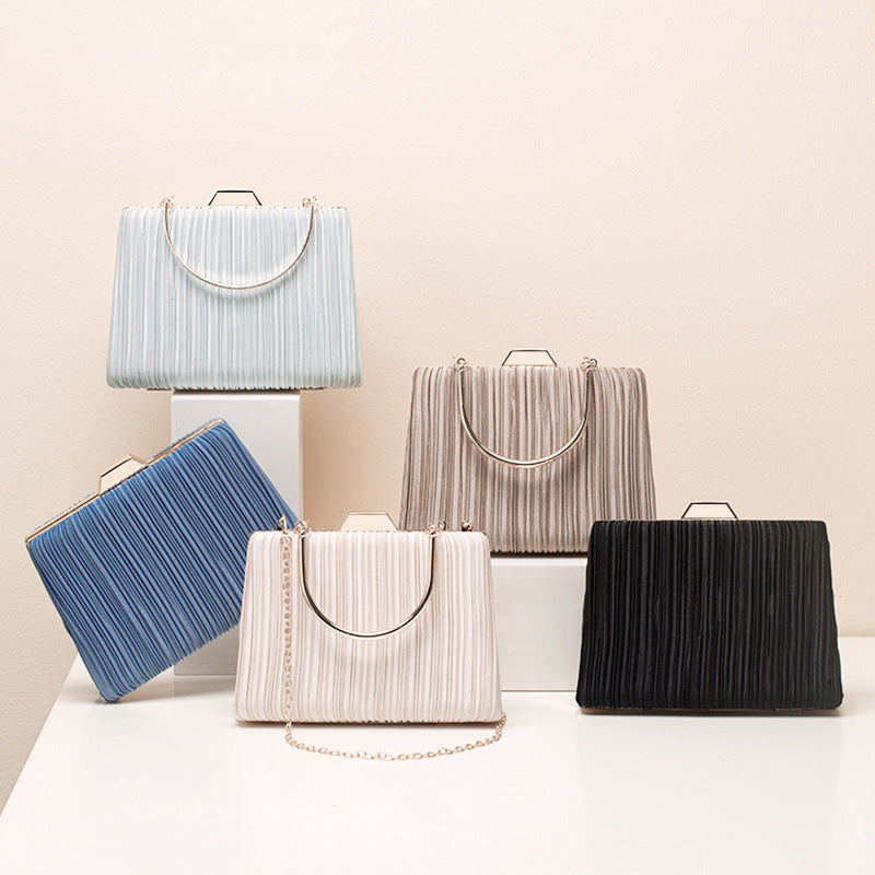 Pleated Serenity Halo Clutch – FIORENE