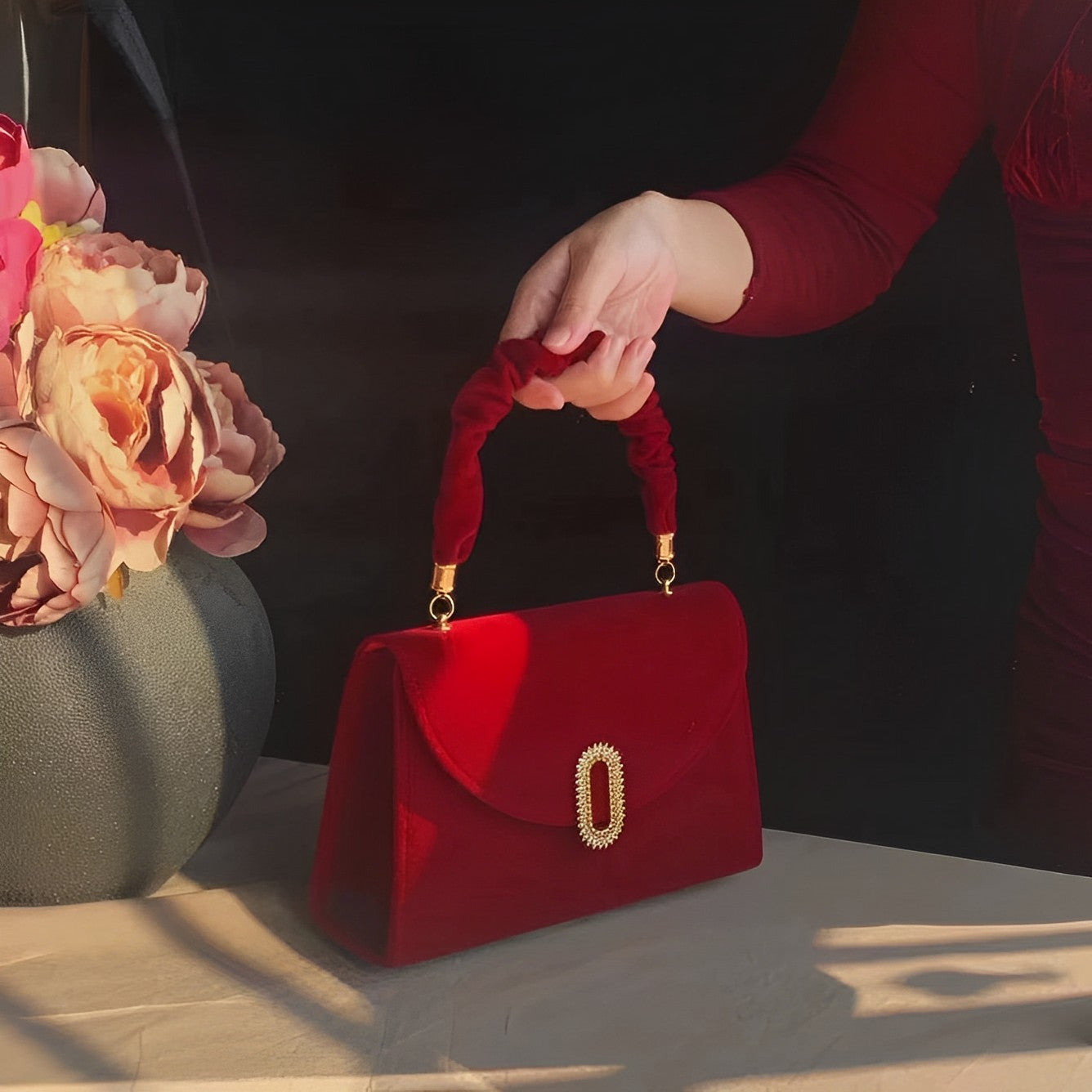 Crimson Velvet Romance Handbag – FIORENE