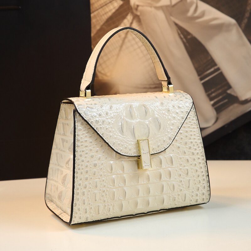 Emerald Croc Handbag – FIORENE