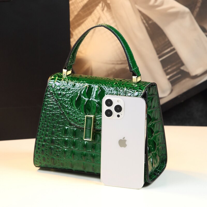 Emerald Croc Handbag – FIORENE