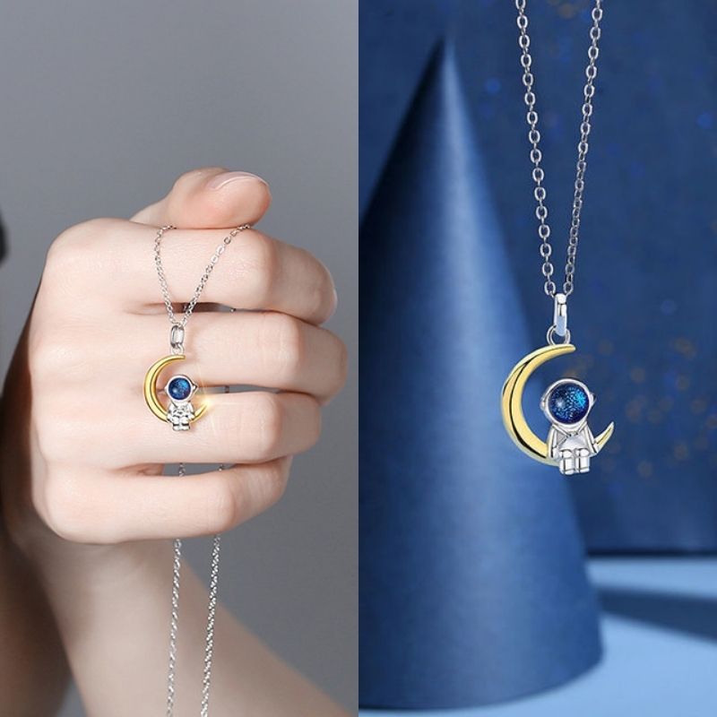Lunar Voyager Pendant Necklace – FIORENE