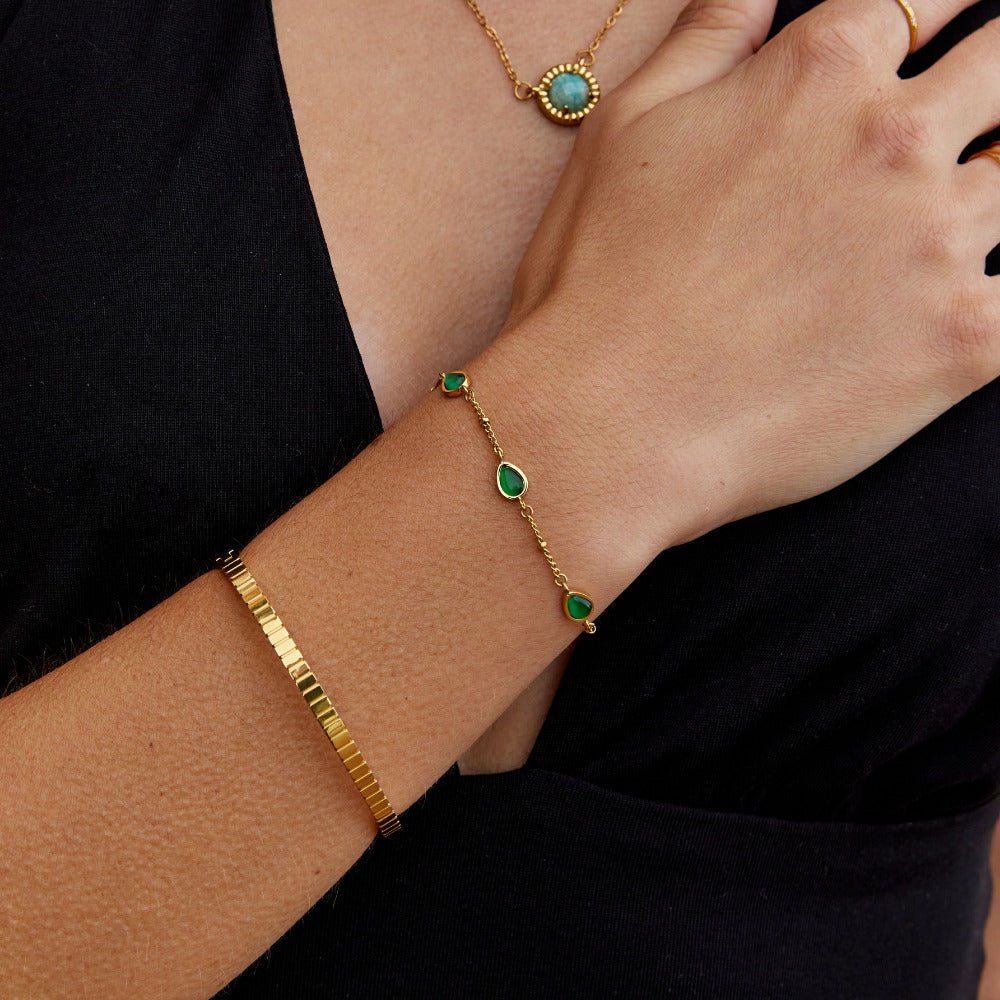 Emerald Teardrop Gilded Bracelet – FIORENE