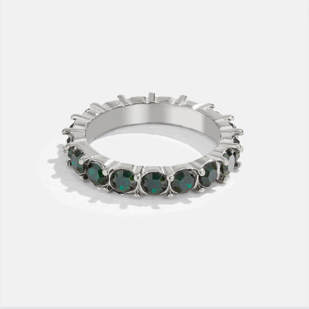 Emerald Eternity Silver Ring – FIORENE