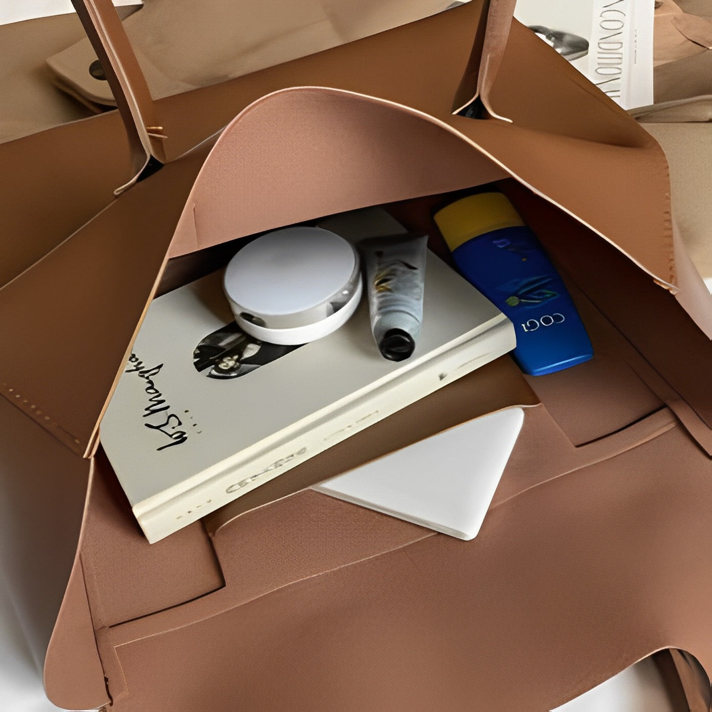 Cognac Essence Tote Bag – FIORENE