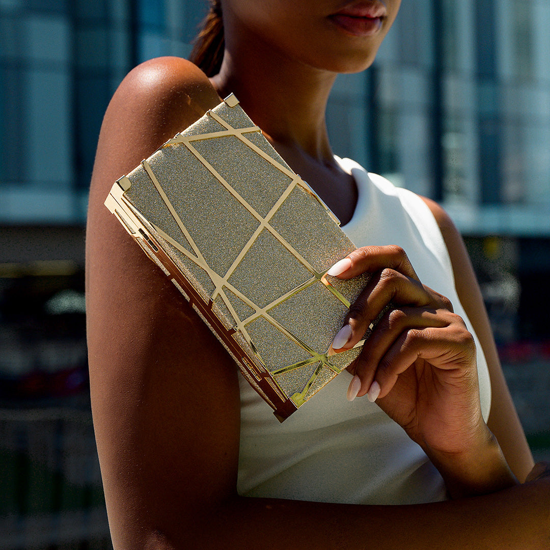 Aurum Geometric Glimmer Clutch – FIORENE