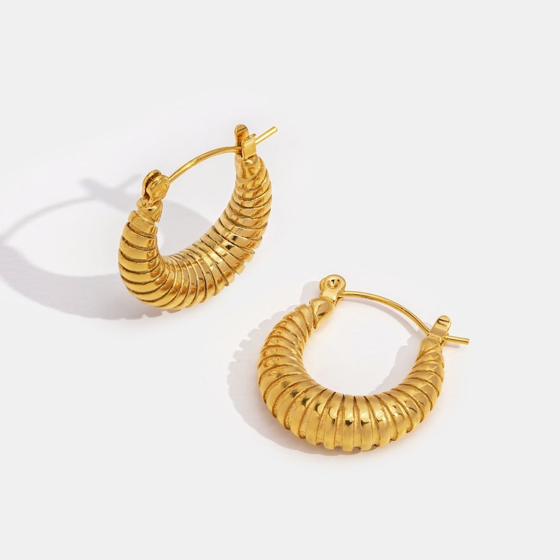 Fluted Croissant Earrings – FIORENE