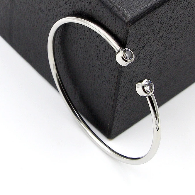 Liora Open Diamond Bracelet – FIORENE
