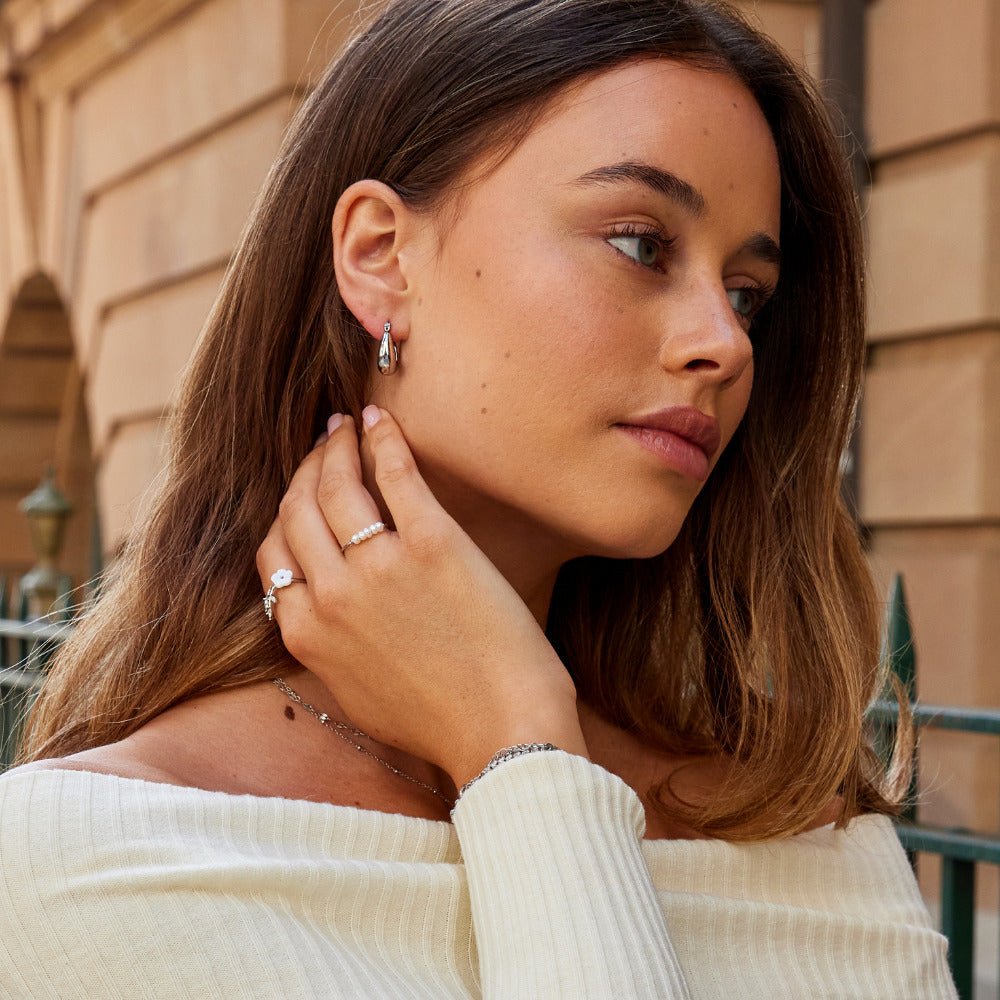 Silver Chroma Hoop Earring – FIORENE