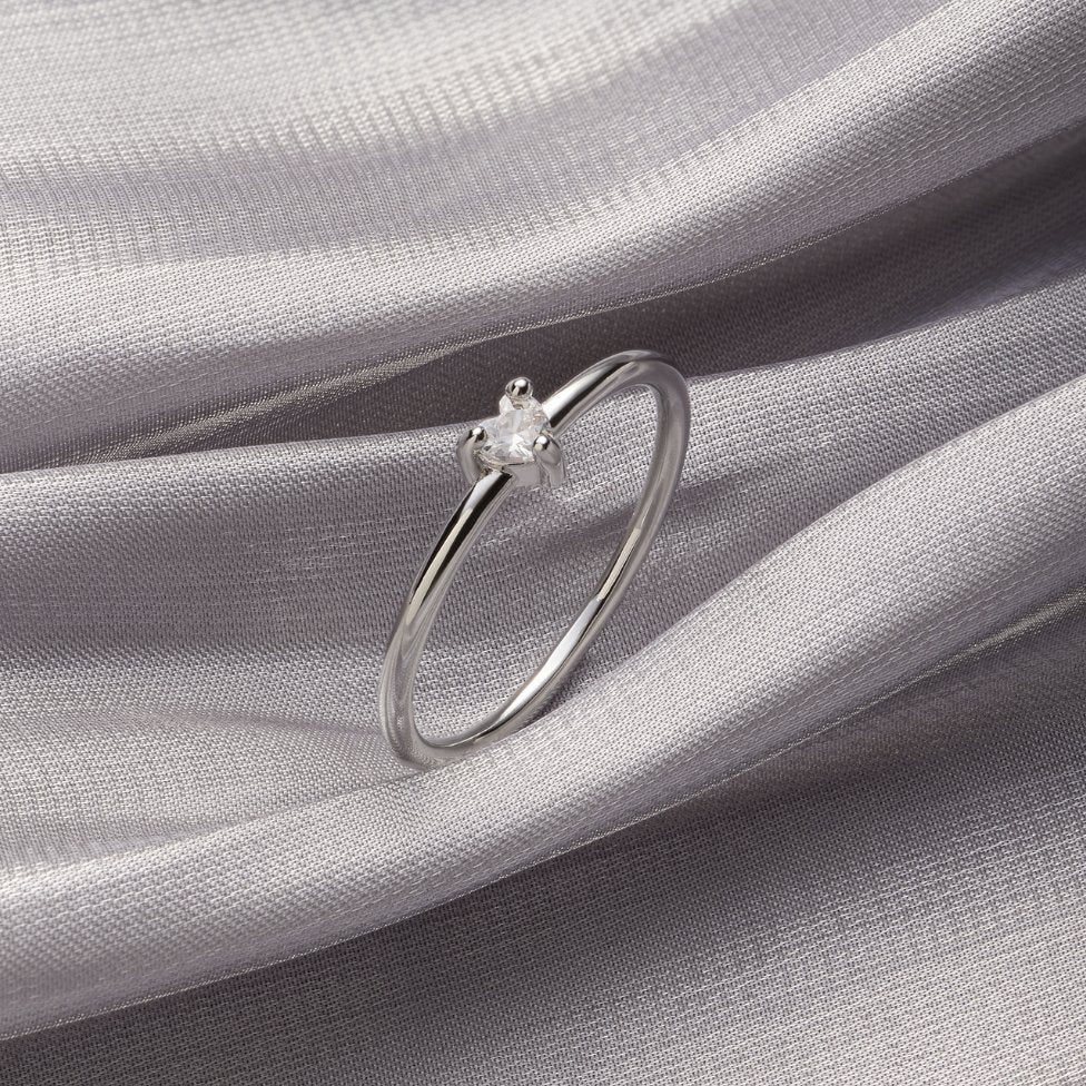 Silver Heart Solitaire Ring – FIORENE
