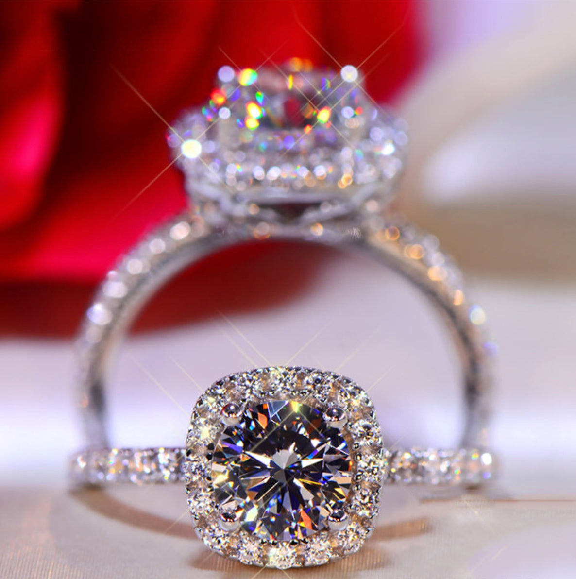 Radiant Square Ring - FIORENE
