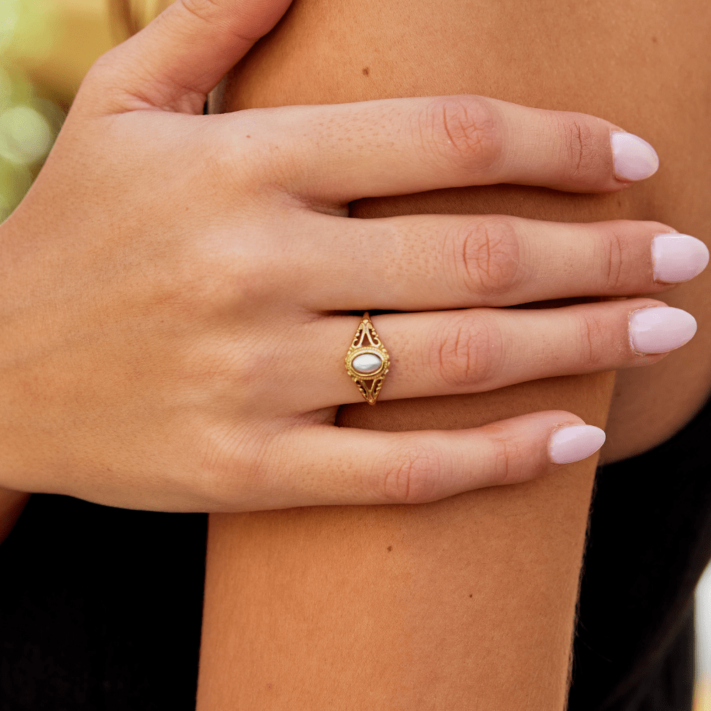 Victorian Pearl Signet – FIORENE