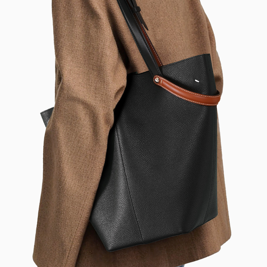 Structured Midnight Shoulder Bag – FIORENE
