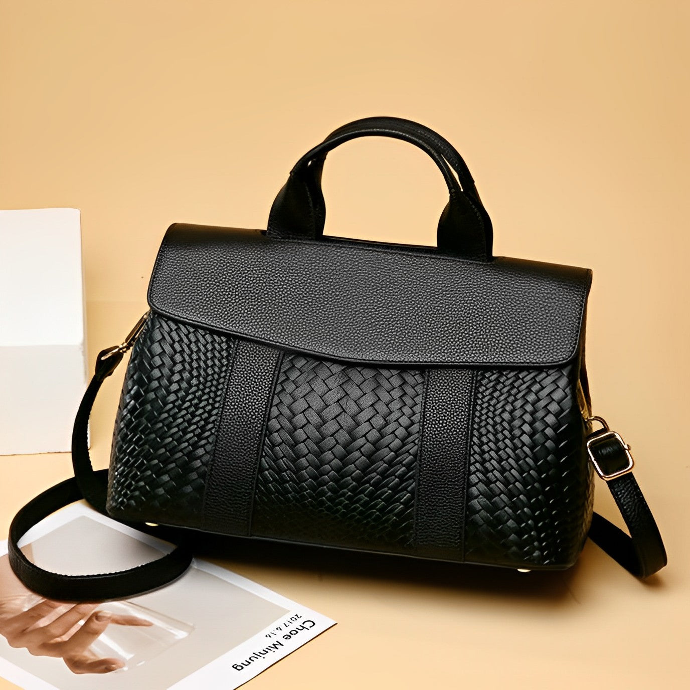 Noir Authority Tote Bag – FIORENE