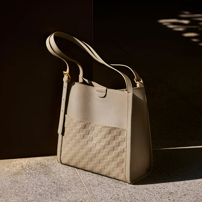 Sandstone Check Tote Bag – FIORENE