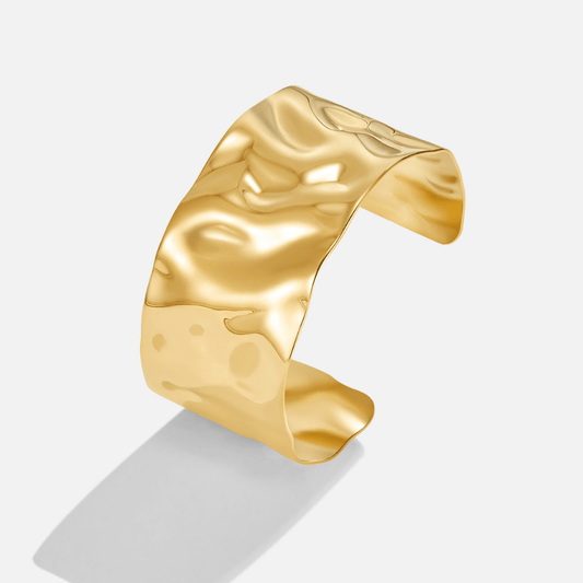 Iconic Golden Organic Wave Cuff – FIORENE