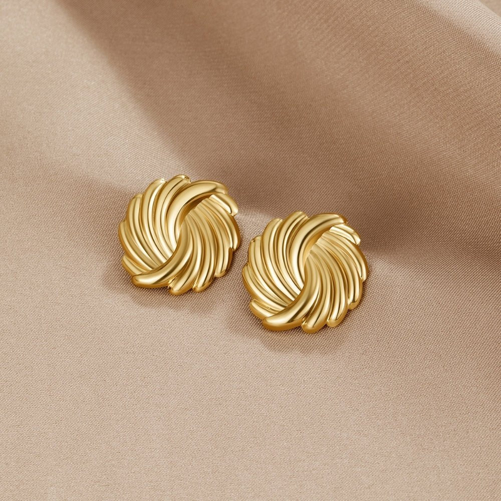 Golden Swirl Stud Earring – FIORENE