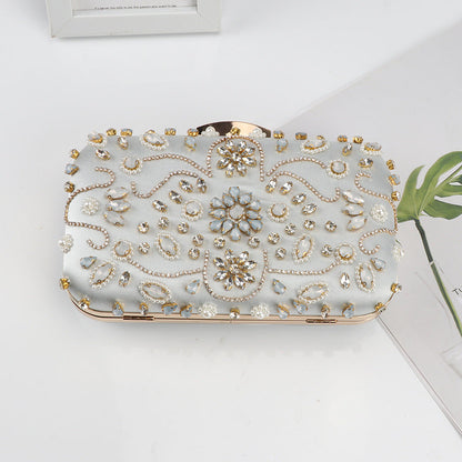 Maristella Embellished Bloom Clutch – FIORENE