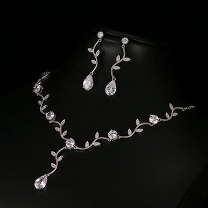 Golden Blossom Necklace Set – FIORENE