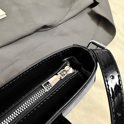 Patented Charm Shoulder Bag - FIORENE.