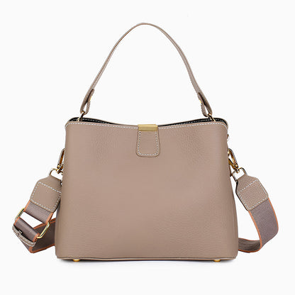 Classic Noir Shoulder Bag – FIORENE