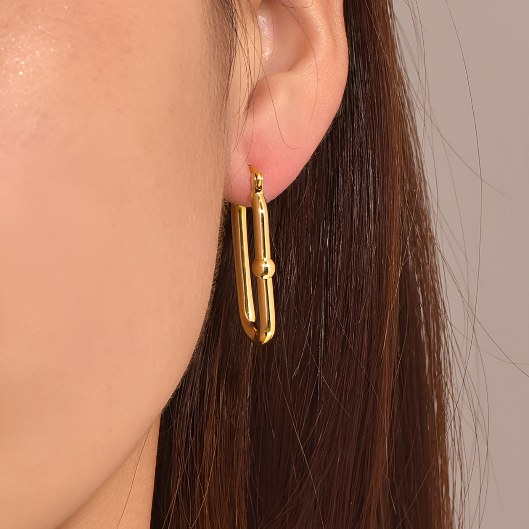 Lustre Oval Earrings – FIORENE