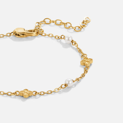 Radiant Pearl Petal Bracelet – FIORENE