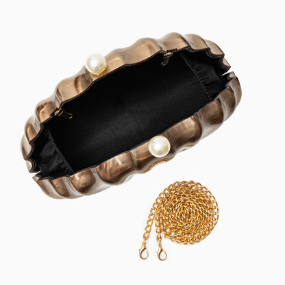 Pearl Radiance Shell Clutch – FIORENE